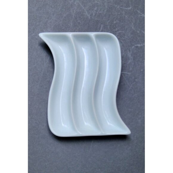 Olive Dishes Crate Barrel Cordon Bleu White B. I. A. - Picture 3 of 7